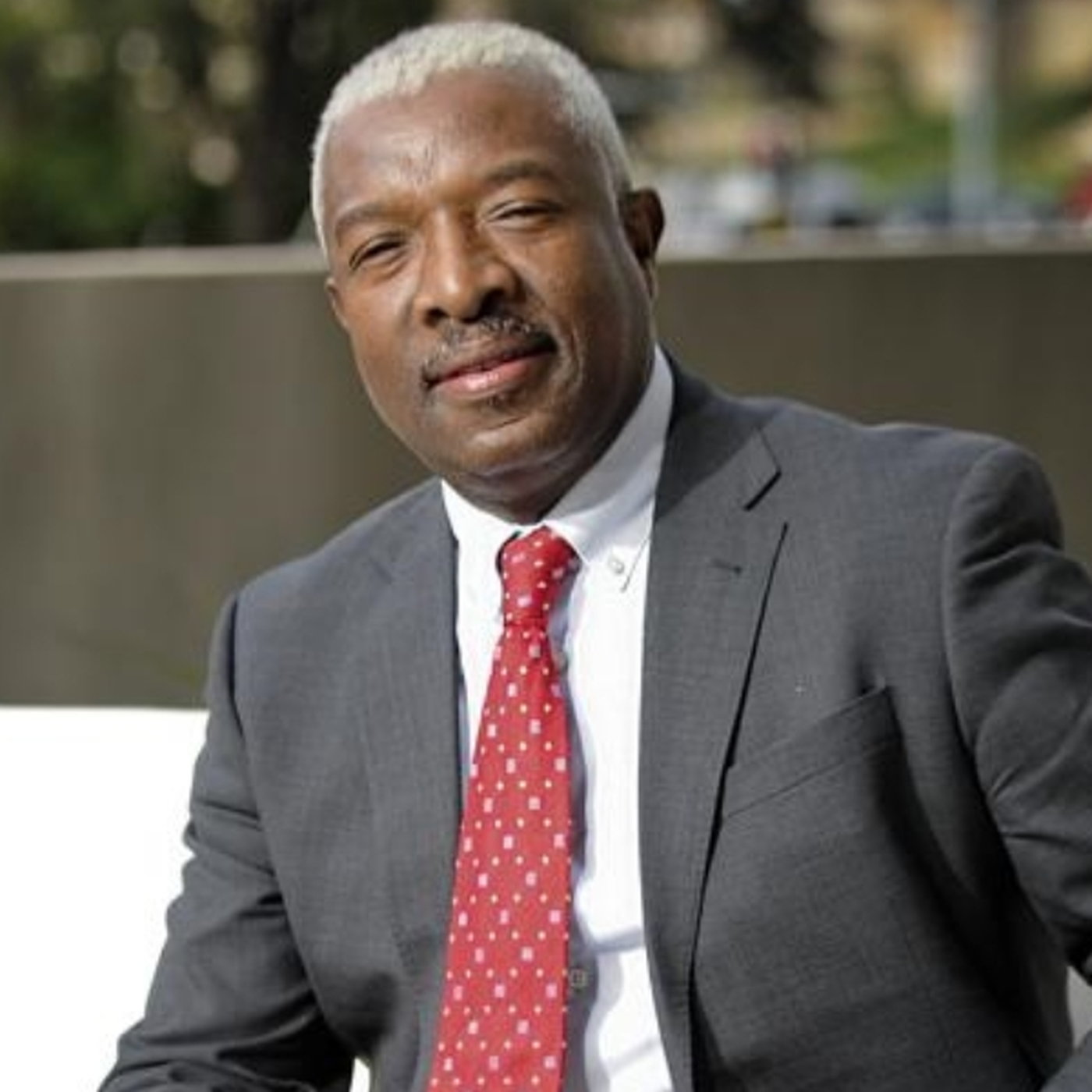Solly Moeng: Impeachment drama — Cyril fights, Mashatile waits, and SA is watching the DA… episode artwork