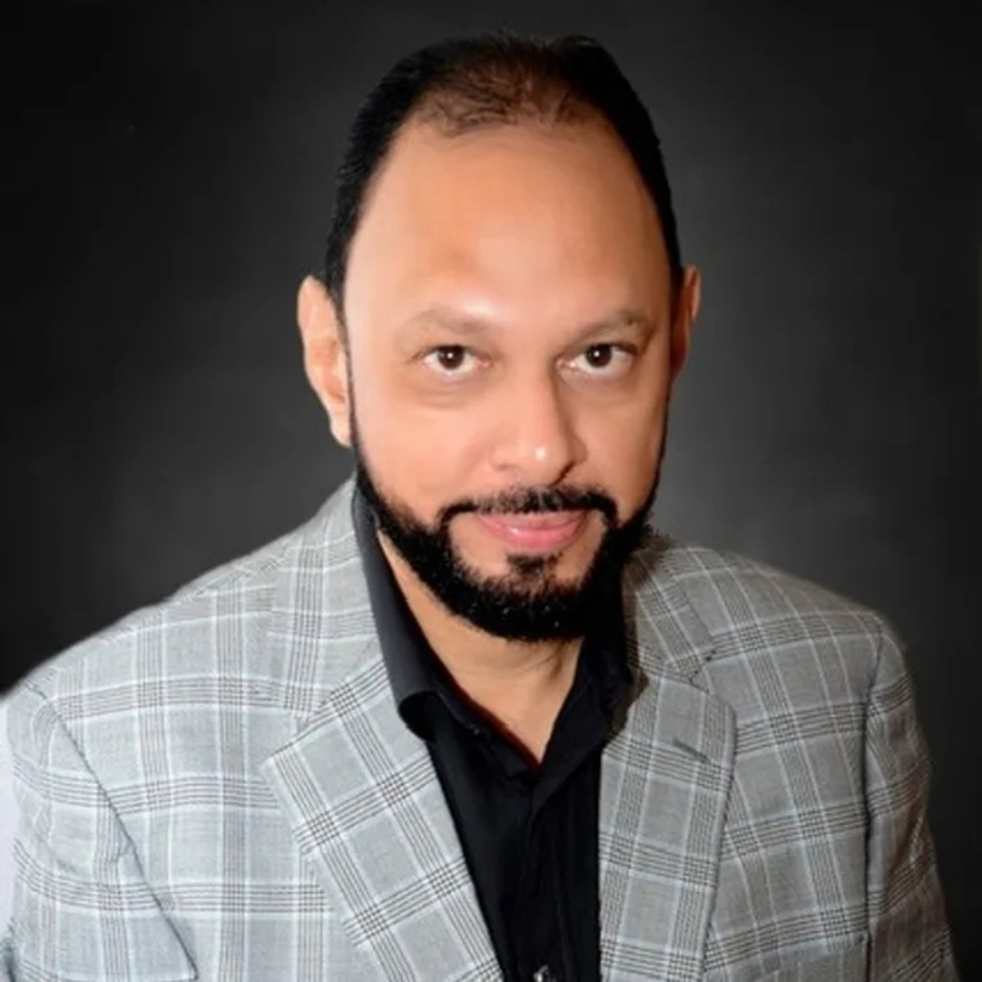 Yusuf Abramjee - How police general and kingpin plotted to “f... up” anti-crime activist episode artwork