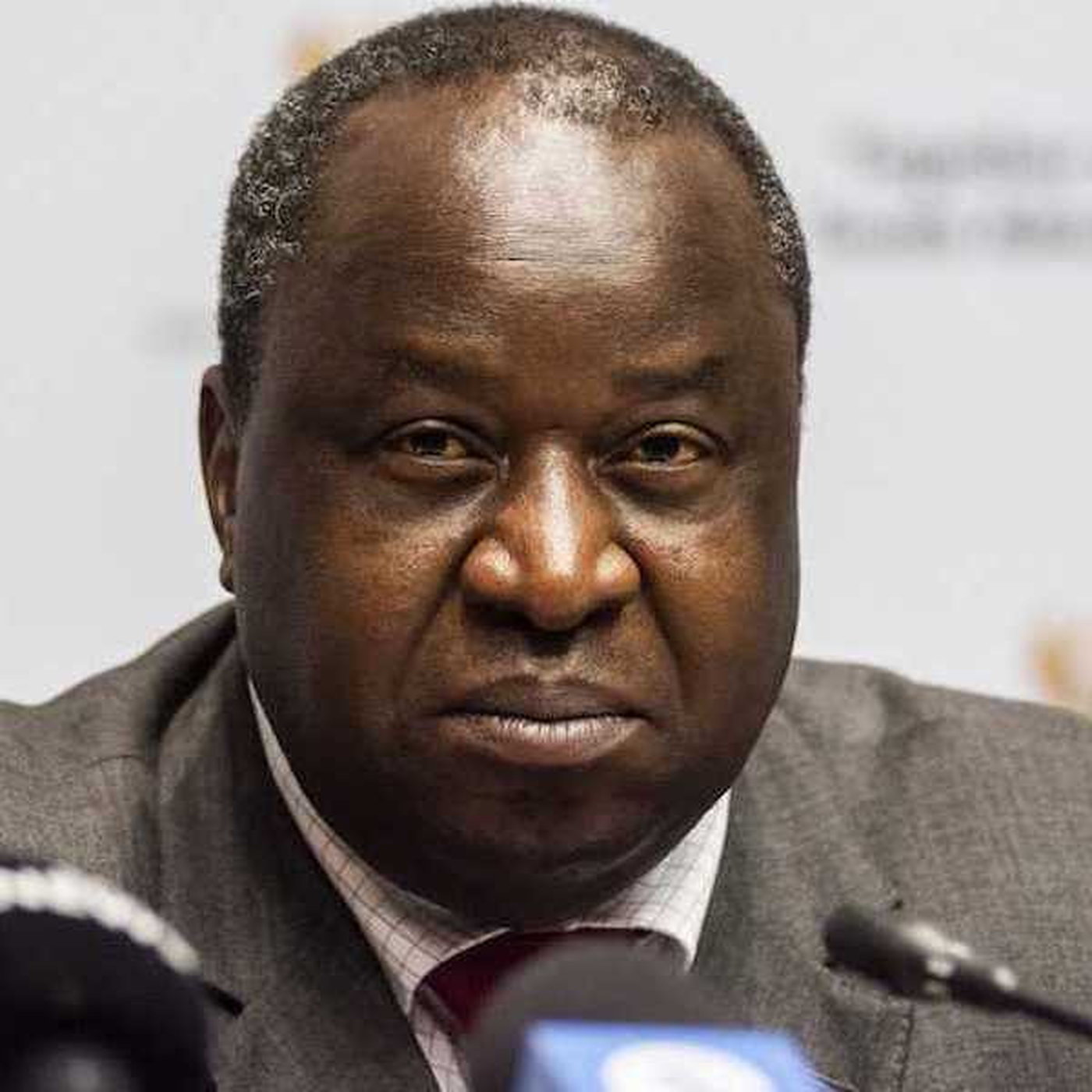 The Editor's Desk: Alec Hogg on prescribed assets & Mboweni's plans episode artwork