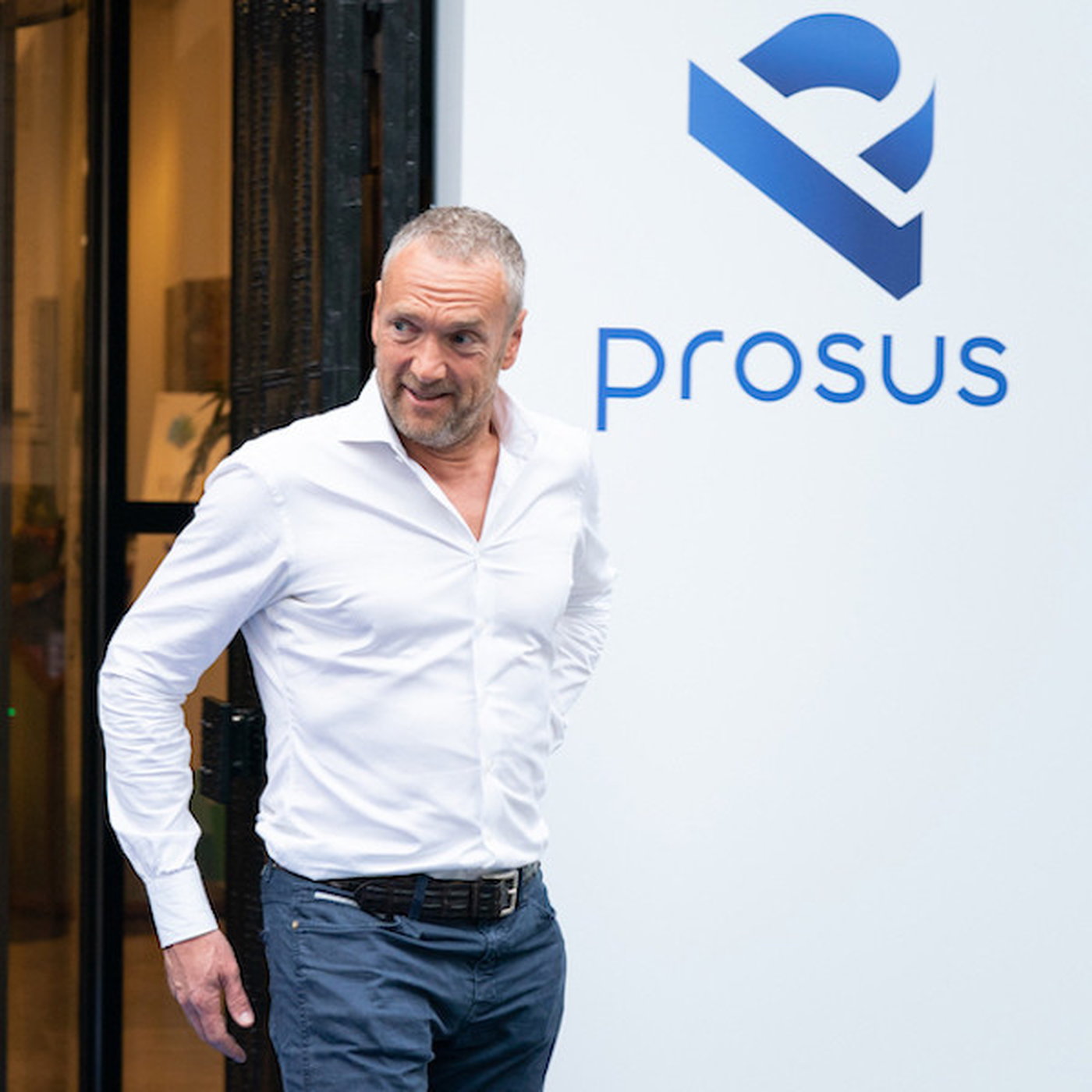 Nutshell: Prosus soaring debut; Absa CEO; IMF bailout unnecessary; Chair theft debacle; Barista jobs for the deaf episode artwork