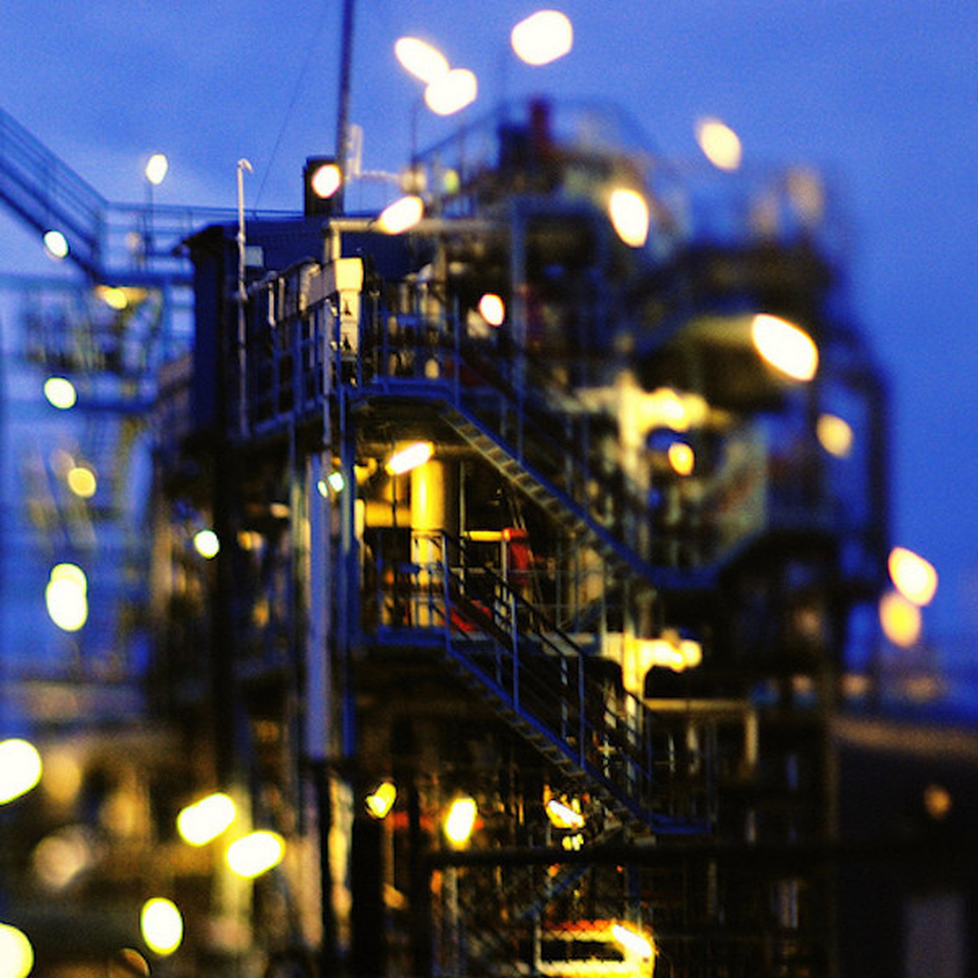 Oilgate: Glencore caves on steps of the court as cost to SA exceeds R4.5bn episode artwork