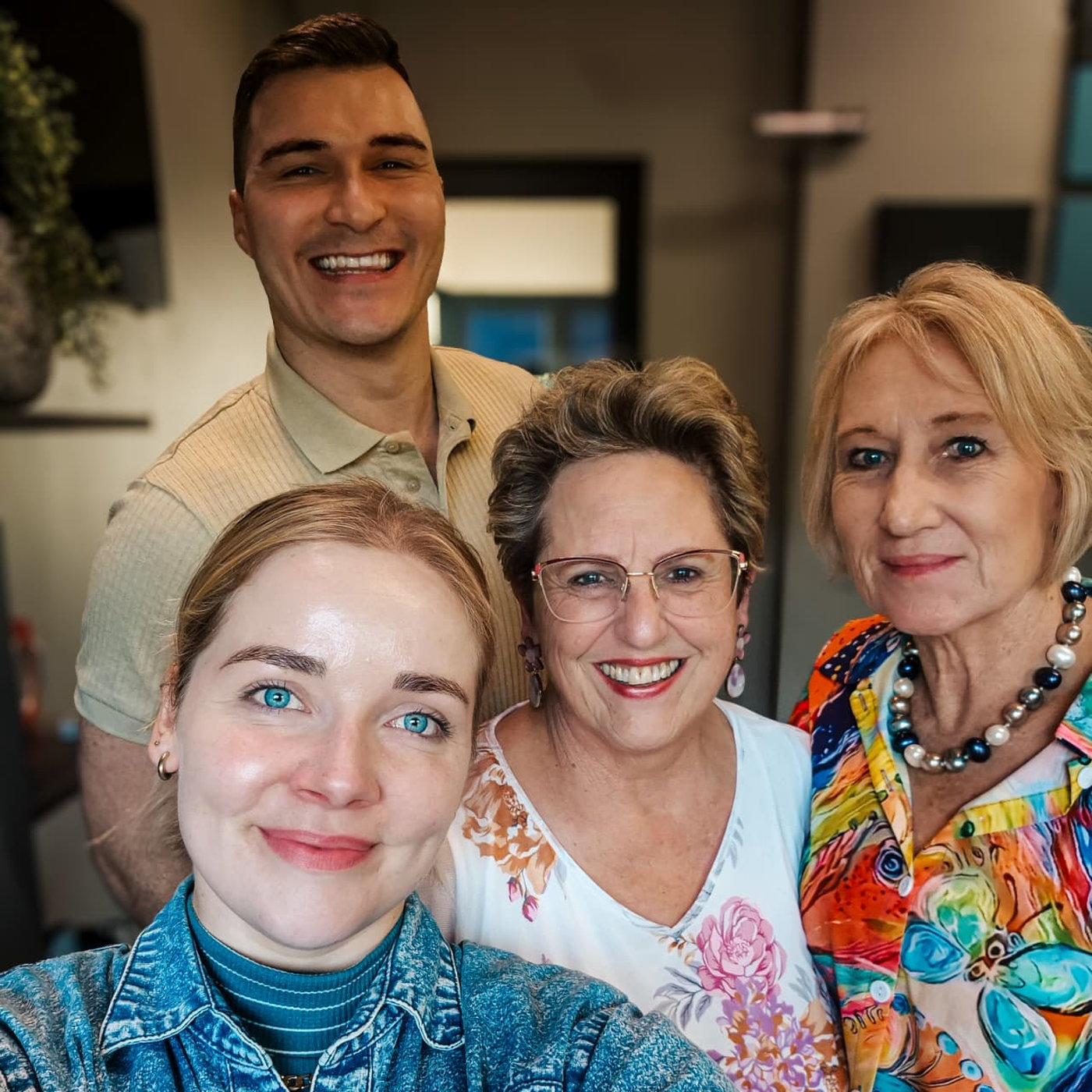 Route326: Wêreld Alzheimer Dag - Marlene Freislich van ADASA en Welma Geldenhuys vertel meer oor demensie episode artwork