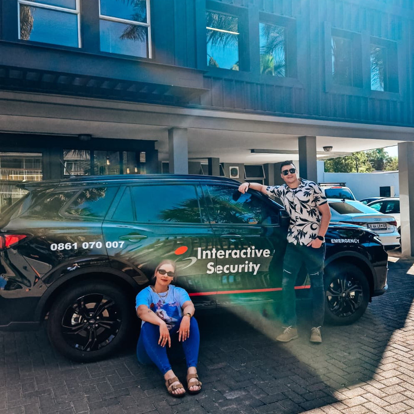Route326: Freaky Fridays met Franelma - YOLO met Interactive Security se Rooi Helikopter episode artwork