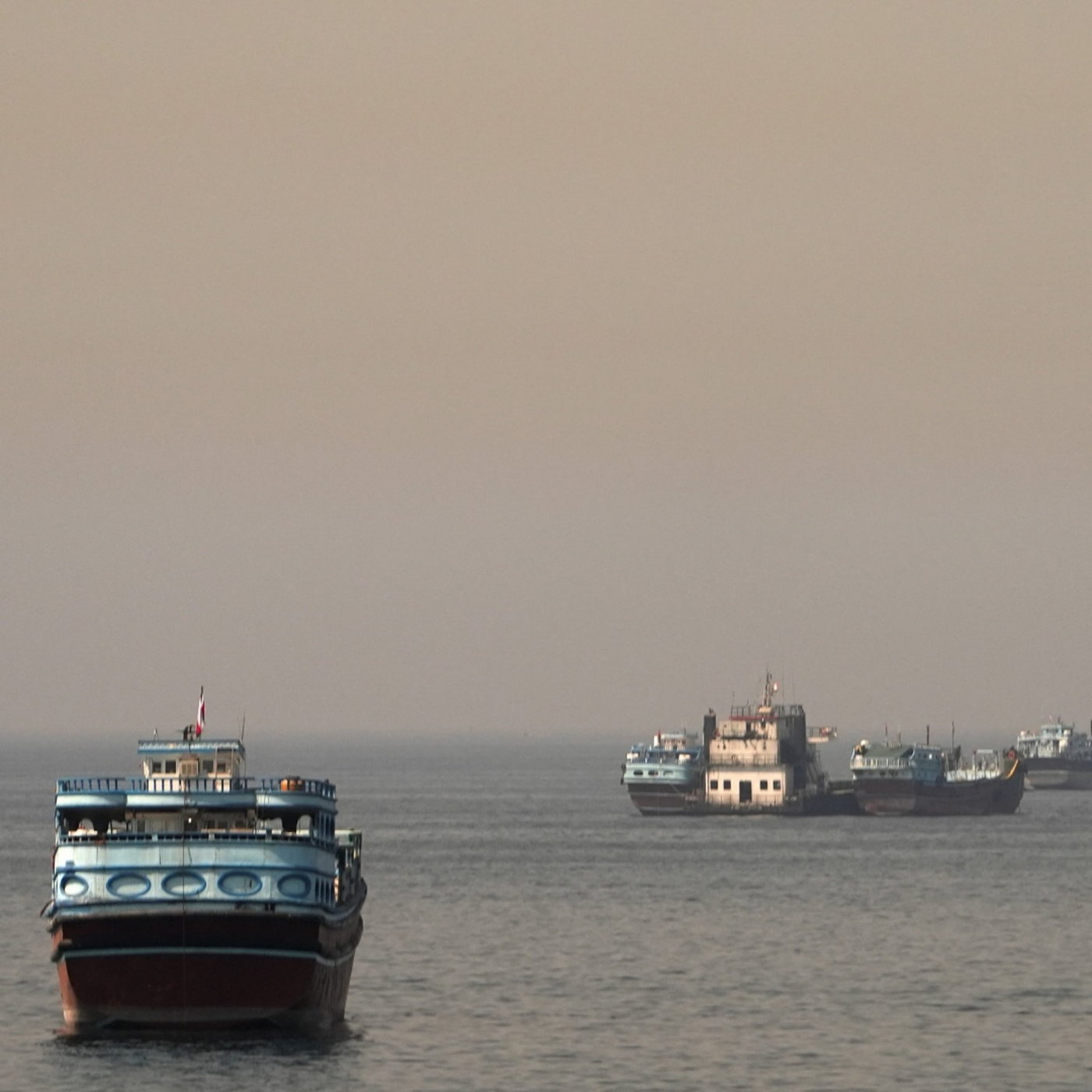 Tankers moving again after Iran deal episode artwork
