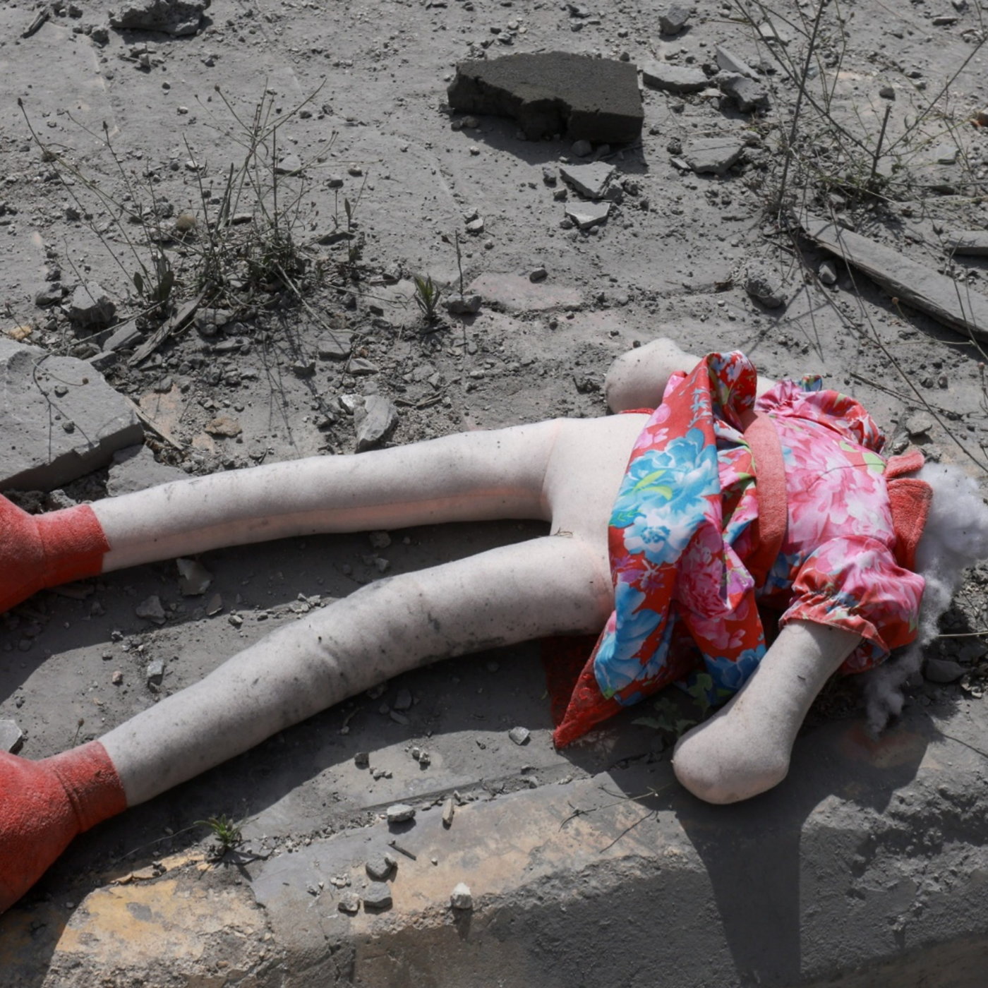 Israeli strikes reported in Lebanon, despite Hezbollah ceasefire episode artwork