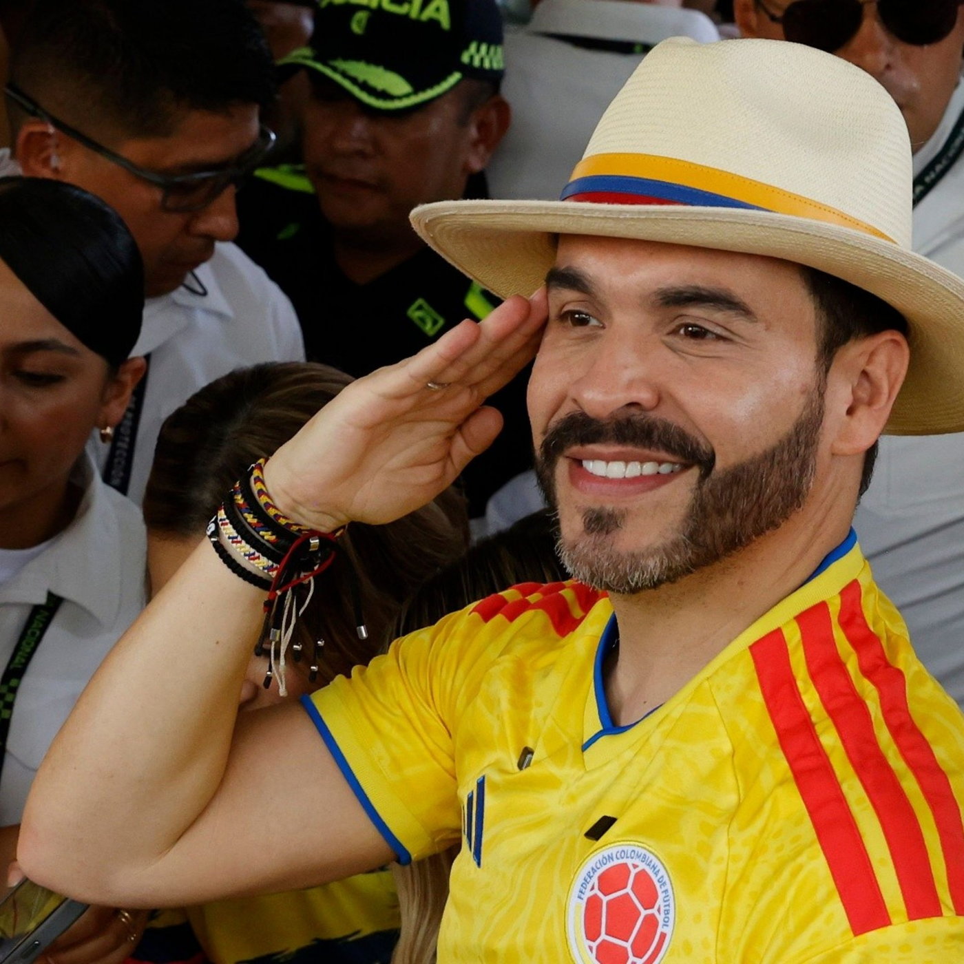 Right-wing candidate claims victory in Colombian election episode artwork