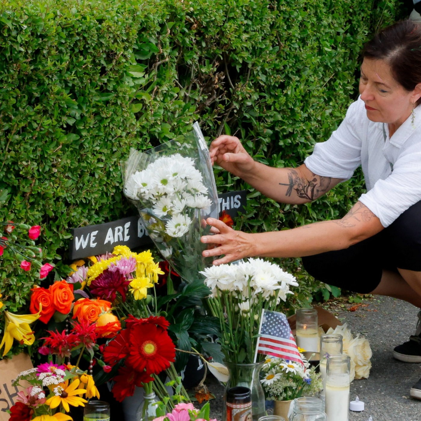 ICE officer kills a Colombian man in Maine episode artwork
