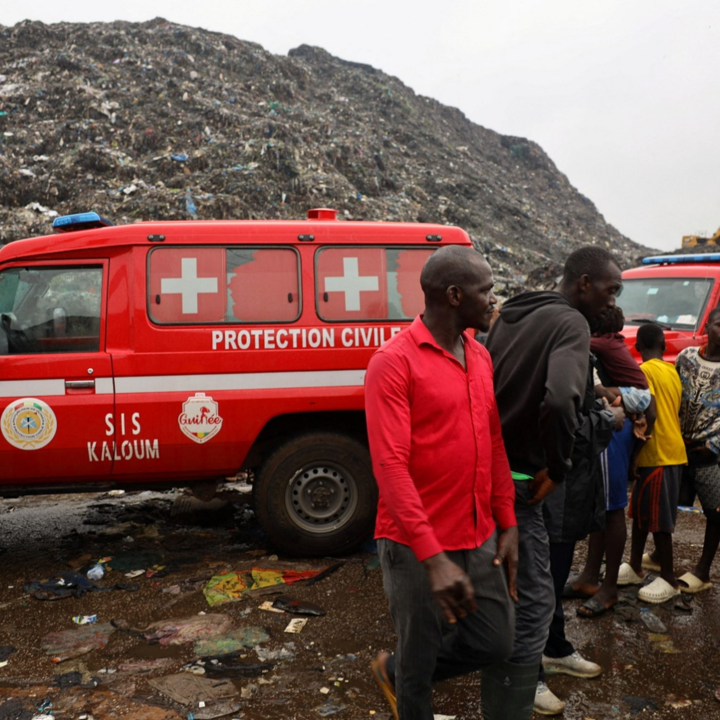 Guinea rubbish landfill collapse kills 30 episode artwork