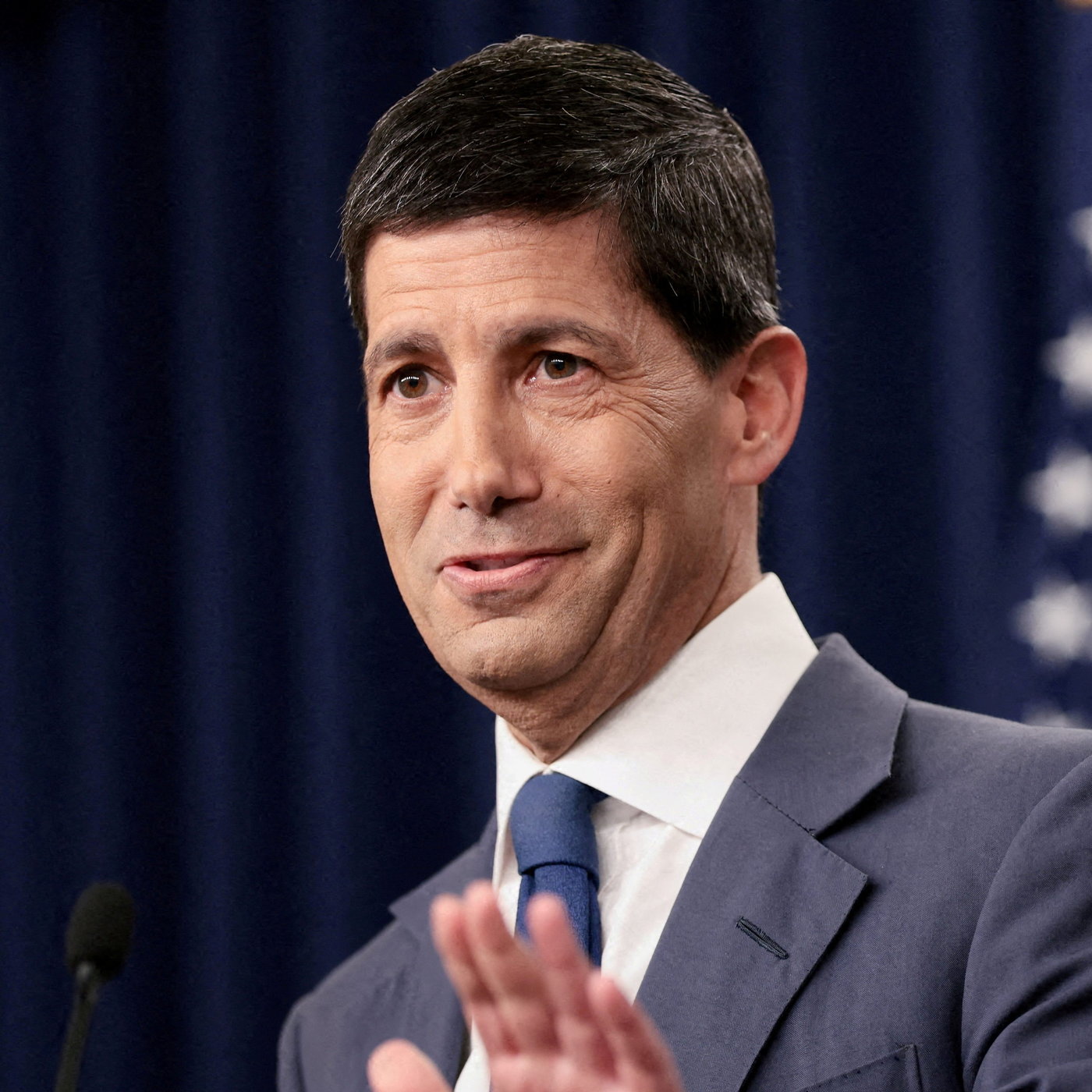US Central Bank Chair says inflation isn't beaten yet episode artwork