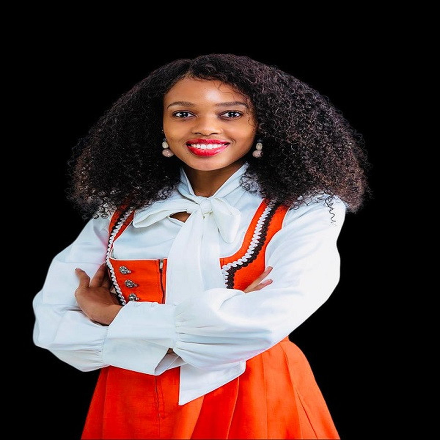 "From Campus Hustle to Boardroom Queen" #LenyoraWednesday with Paballo Nkwe. episode artwork